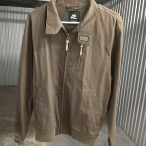 Nike Men's Olive Lightweight Jacket